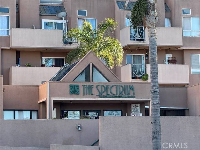 Santa Ana, CA 92701,450 E 4th ST 414