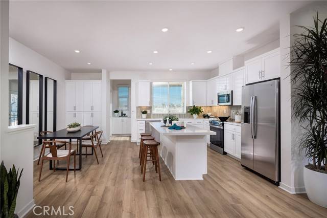 Eastvale, CA 92880,6064 Bryce DR