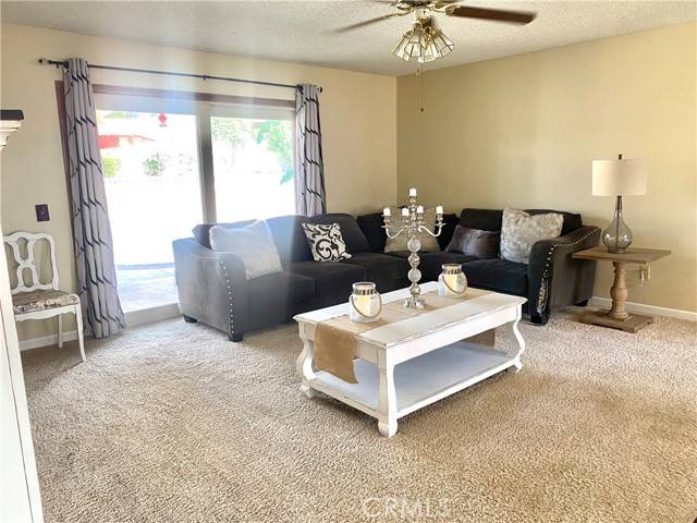 Redlands, CA 92374,215 Pinewood CT