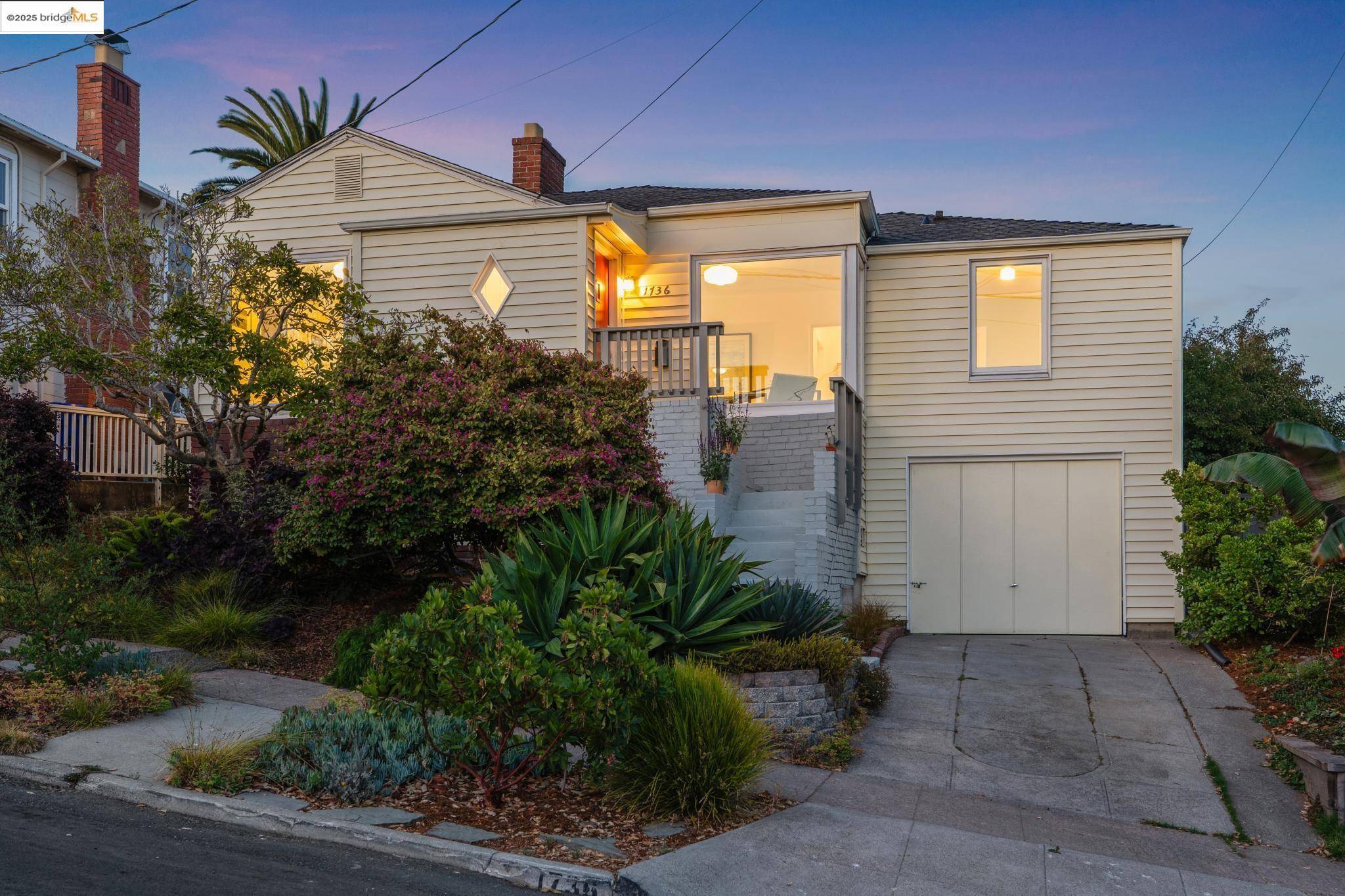 Richmond, CA 94804,1736 Santa Clara St