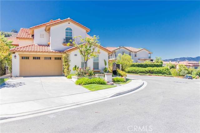 Calabasas, CA 91302,4684 Luna CT