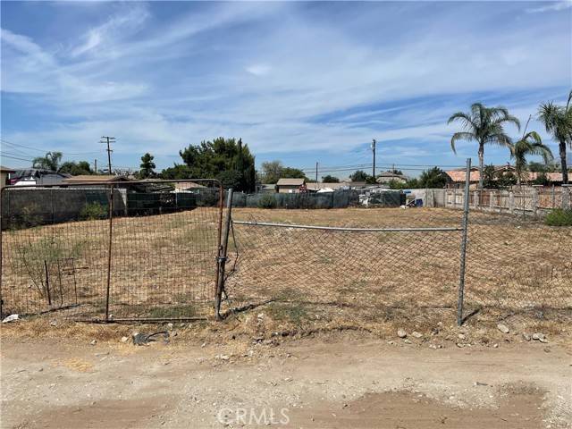 Fontana, CA 92336,0 JUNIPER