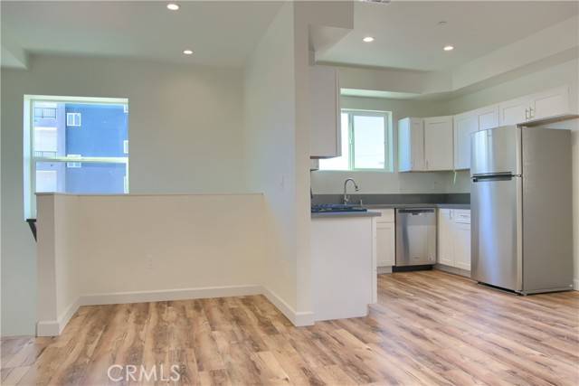 Los Angeles, CA 90042,6522 Brynhurst Ave