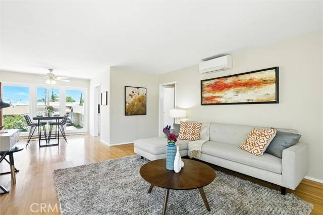 Long Beach, CA 90814,2420 E 4th ST 4