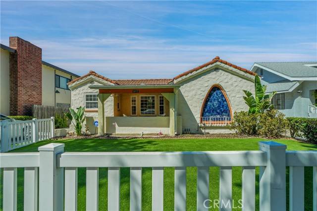 Los Angeles, CA 90041,1607 Campus RD