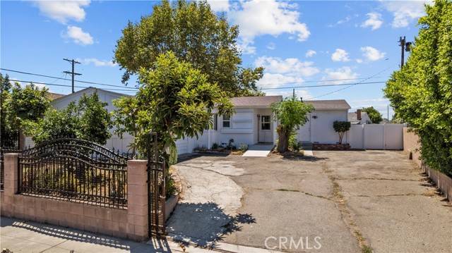 Panorama City, CA 91402,8053 Brimfield AVE