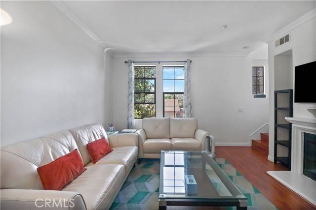 Fullerton, CA 92832,252 Soco DR