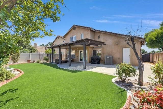 Jurupa Valley, CA 92509,5153 Wenatchee WAY