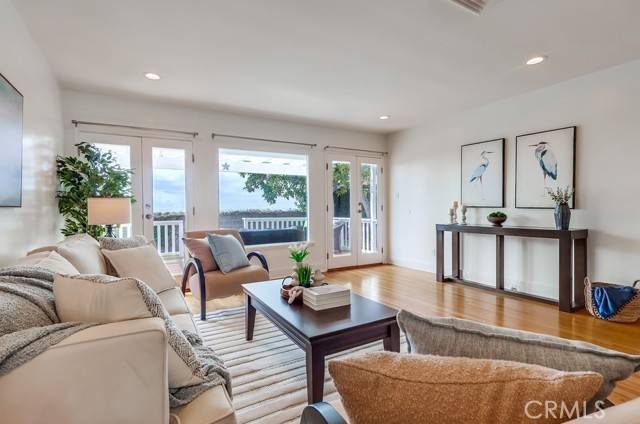 San Pedro, CA 90731,677 W 37th ST