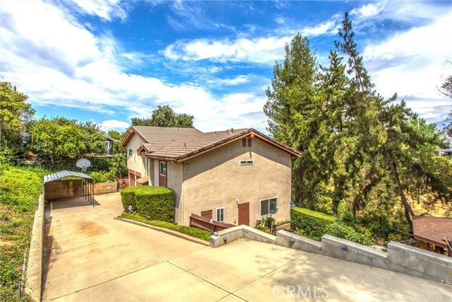 Redlands, CA 92373,505 E Sunset DR