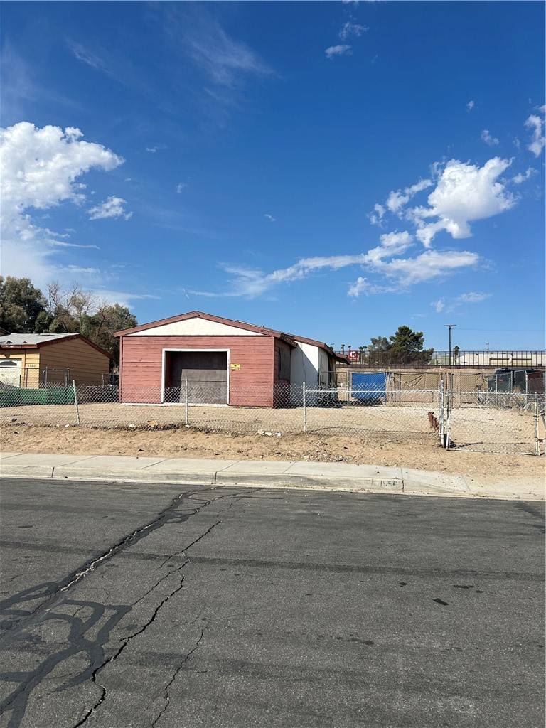 Barstow, CA 92311,1556 Riverside DR