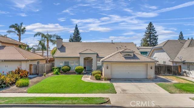 Clovis, CA 93611,816 Pistachio AVE