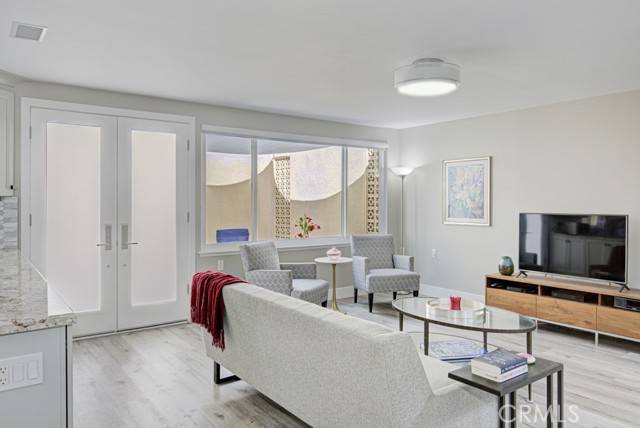 Laguna Woods, CA 92637,207 Avenida Majorca A