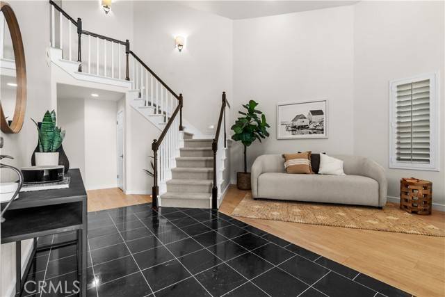 Newport Beach, CA 92663,3204 Broad ST