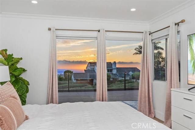 Dana Point, CA 92629,33565 Via Corvalian 11