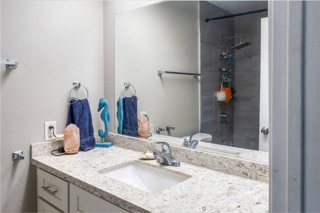 Apple Valley, CA 92308,10691 Joshua RD