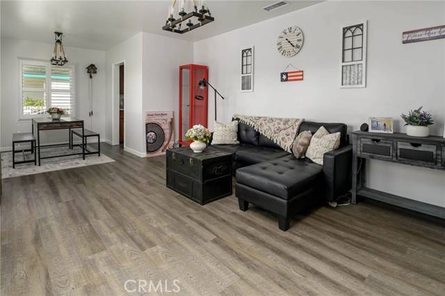 Whittier, CA 90606,7608 DUCHESS DR