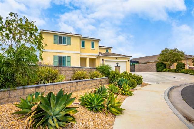 Jurupa Valley, CA 91752,11703 Periwinkle PL