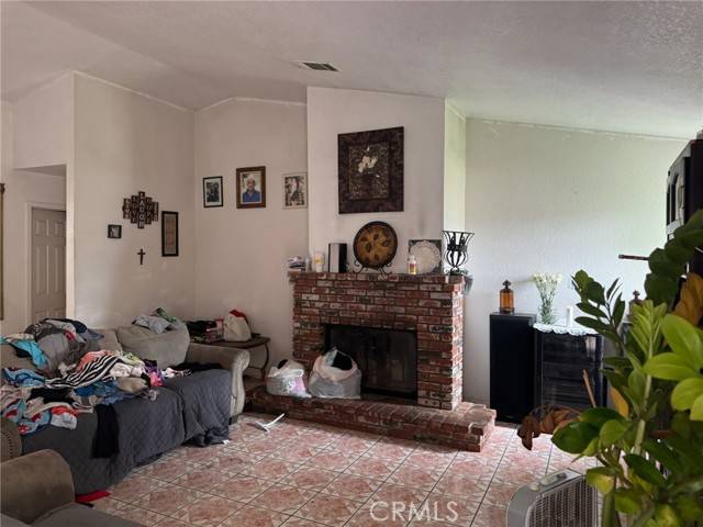 Bloomington, CA 92316,19182 Ash ST