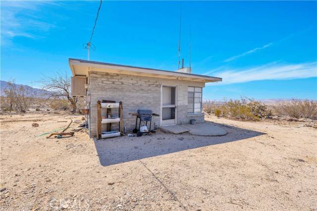 Twentynine Palms, CA 92277,7525 Isleta RD