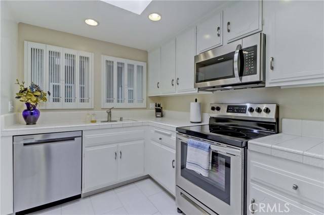 Laguna Woods, CA 92637,3106 Via Serena N