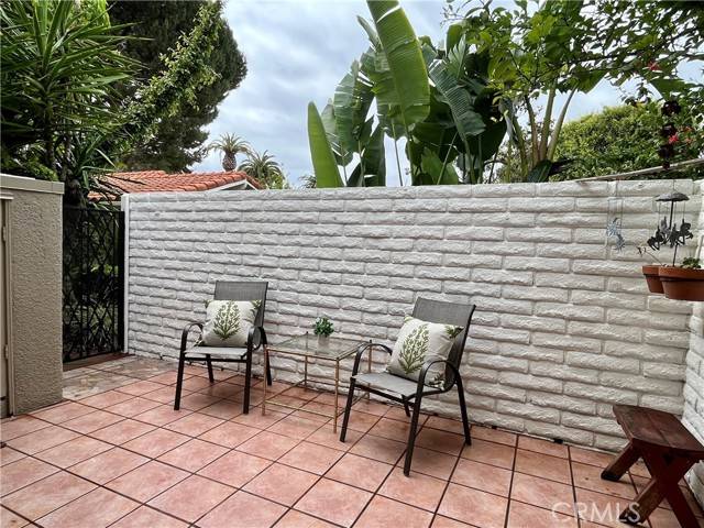 Laguna Woods, CA 92637,2057 Via Mariposa B