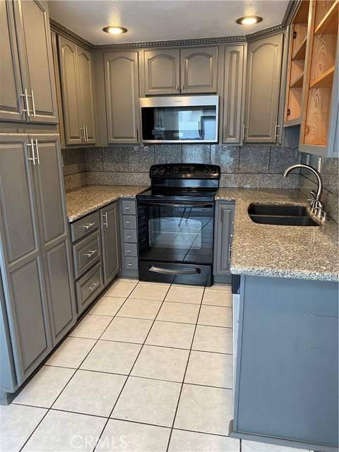 Redlands, CA 92374,615 E Lugonia AVE 3