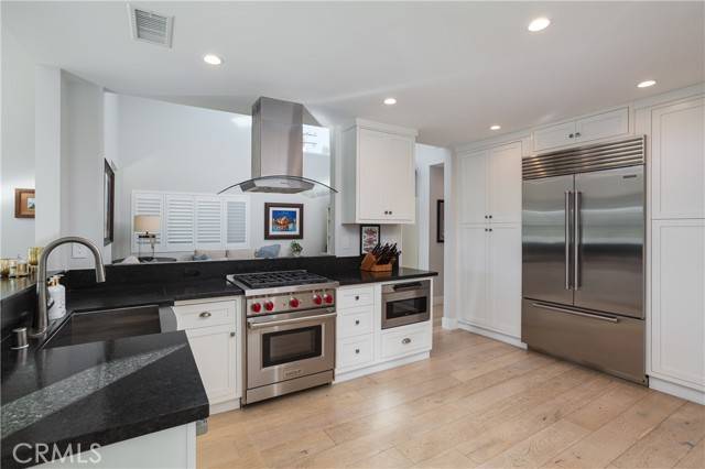 Corona Del Mar, CA 92625,410 1/2 Poinsettia AVE