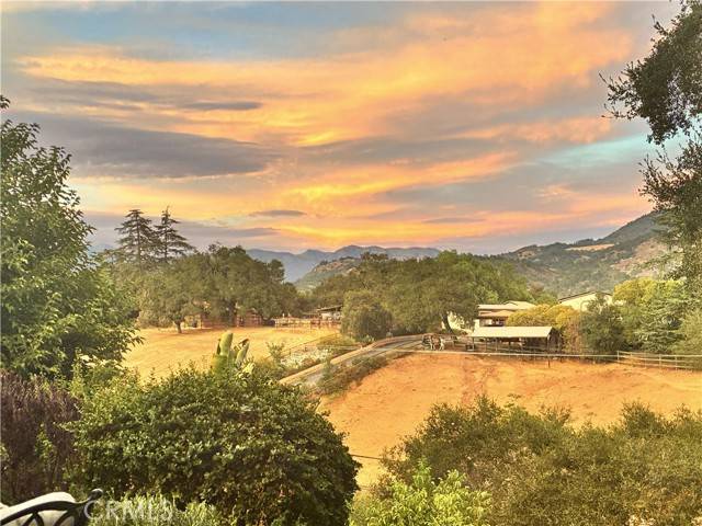 Oak View, CA 93022,240 Portal ST