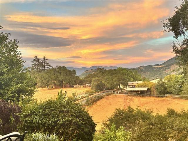 Oak View, CA 93022,240 Portal ST