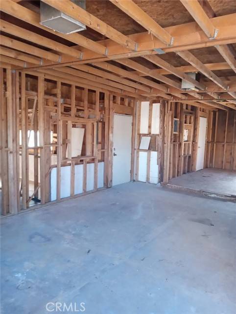 Needles, CA 92363,208 Race ST