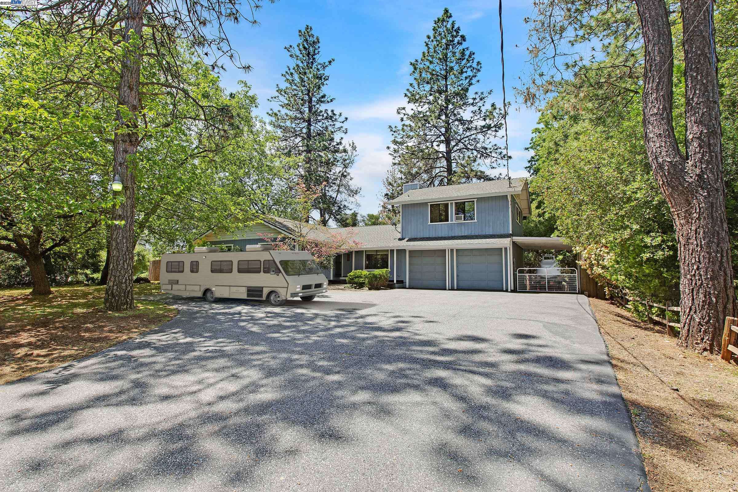 Grass Valley, CA 95949,16261 Patricia WAY