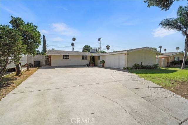 Riverside, CA 92504,6746 La Jolla DR