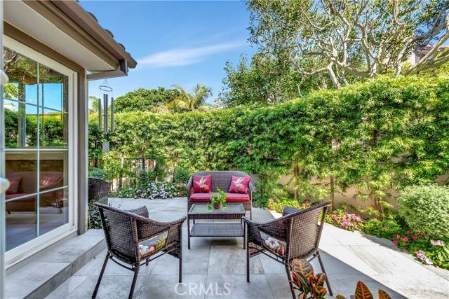 Huntington Beach, CA 92648,19362 Maidstone LN