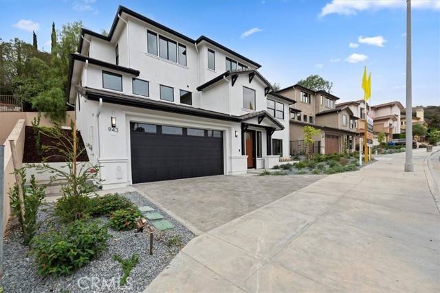 Los Angeles, CA 90042,943 N Avenue 66