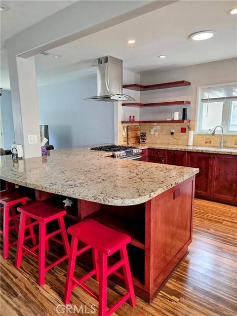 Long Beach, CA 90814,427 Orlena AVE