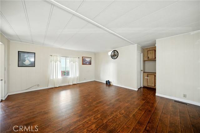 Long Beach, CA 90810,3595 Santa Fe AVE 60