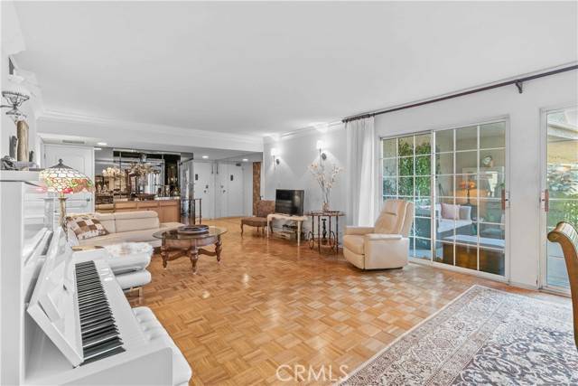 Sherman Oaks, CA 91403,4647 Willis AVE 209