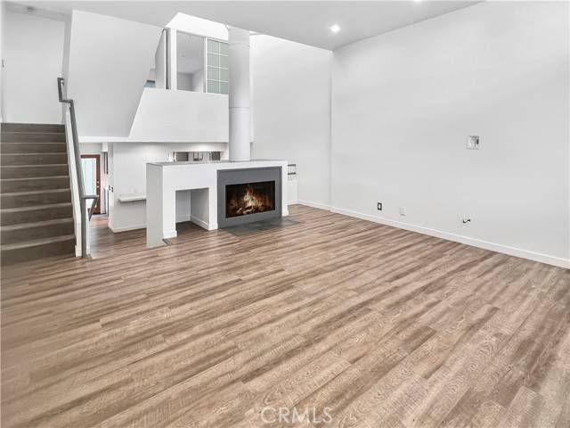 Santa Monica, CA 90405,2408 34th ST 6