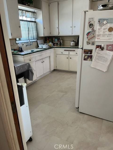Gardena, CA 90248,1657 W 184th ST