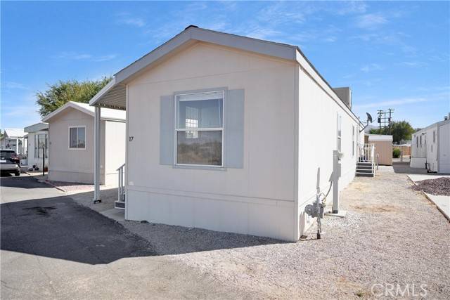 Apple Valley, CA 92308,22601 Bear Valley RD 17