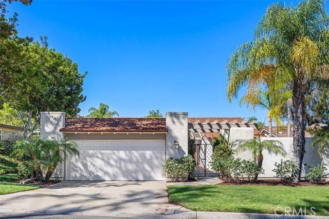 Laguna Woods, CA 92637,5011 Duverney