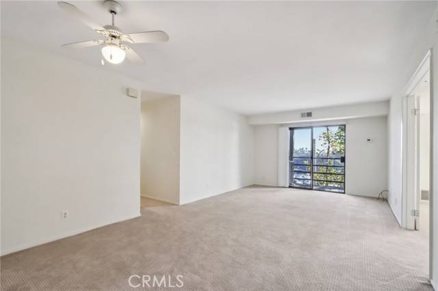 Long Beach, CA 90815,4146 E Mendez ST 121