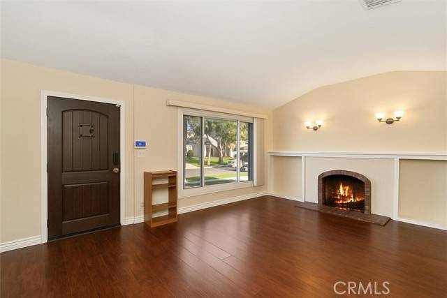 Los Angeles, CA 90047,1956 W 84th PL