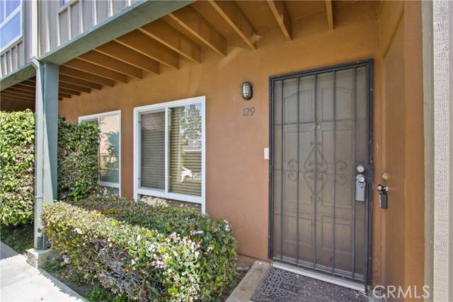 Santa Ana, CA 92707,1001 W Stevens AVE 129