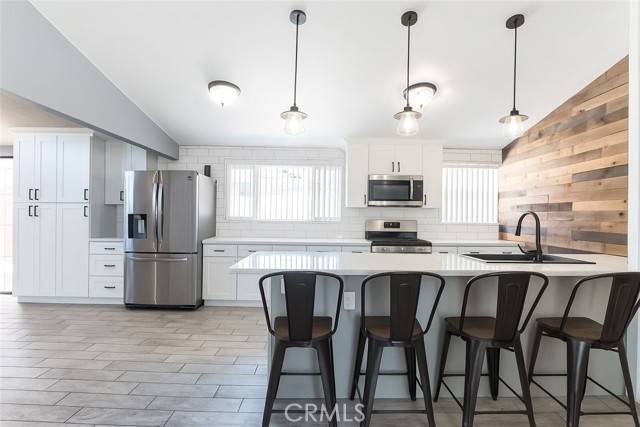 Montclair, CA 91763,4552 La Deney ST