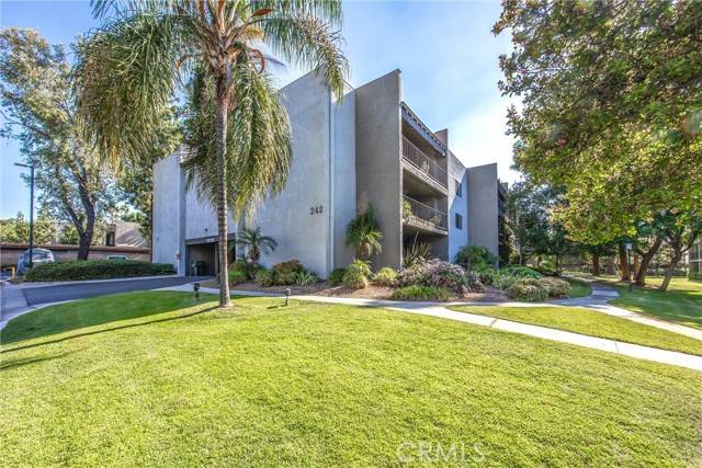 Redlands, CA 92373,242 E Fern Ave 208