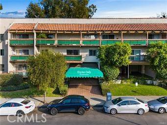 Encino, CA 91316,5460 White Oak Ave G102