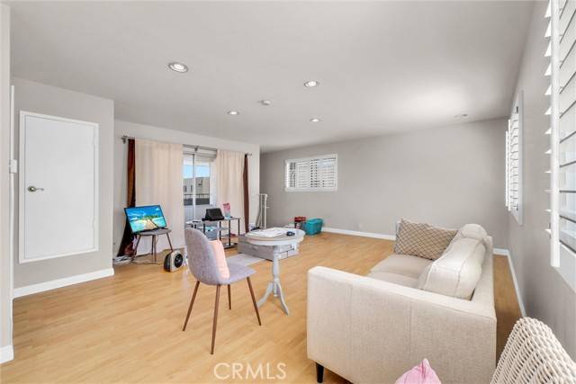 Cypress, CA 90630,5841 Laguna WAY