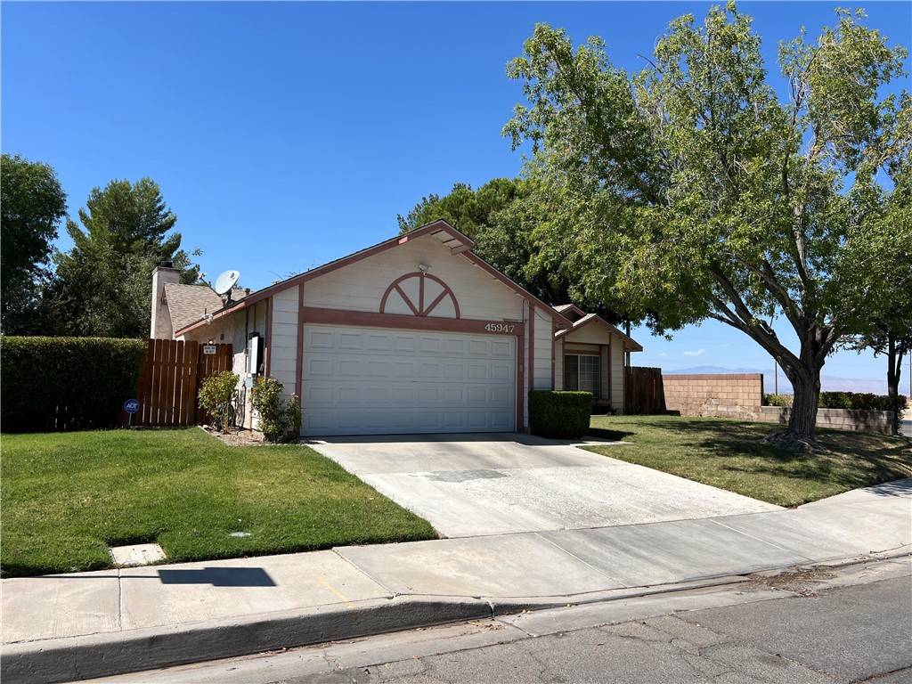 Lancaster, CA 93534,45947 Foxtail ST